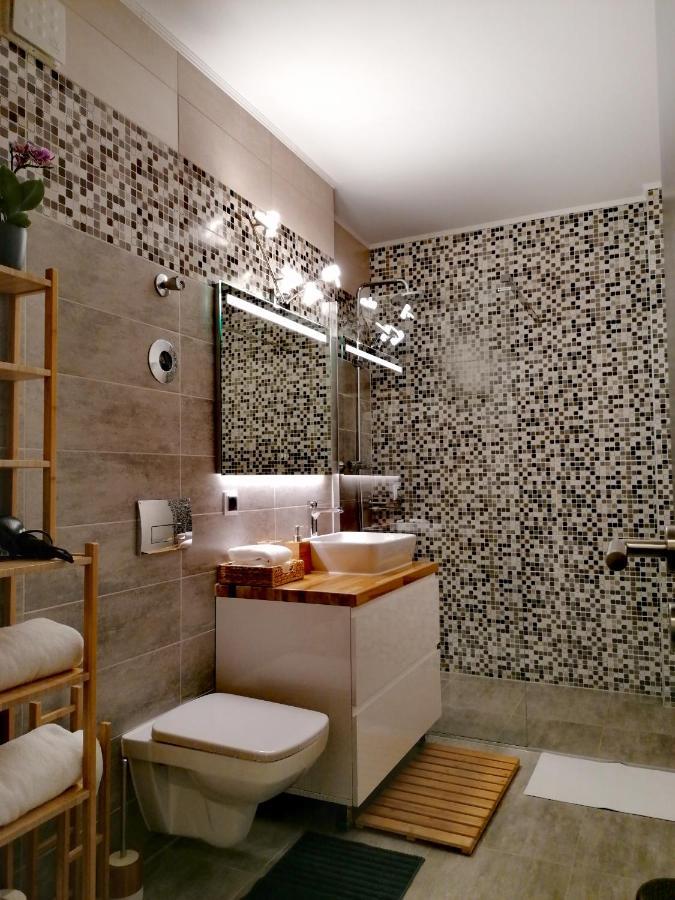 Wooden Touch Studio Брашов Экстерьер фото
