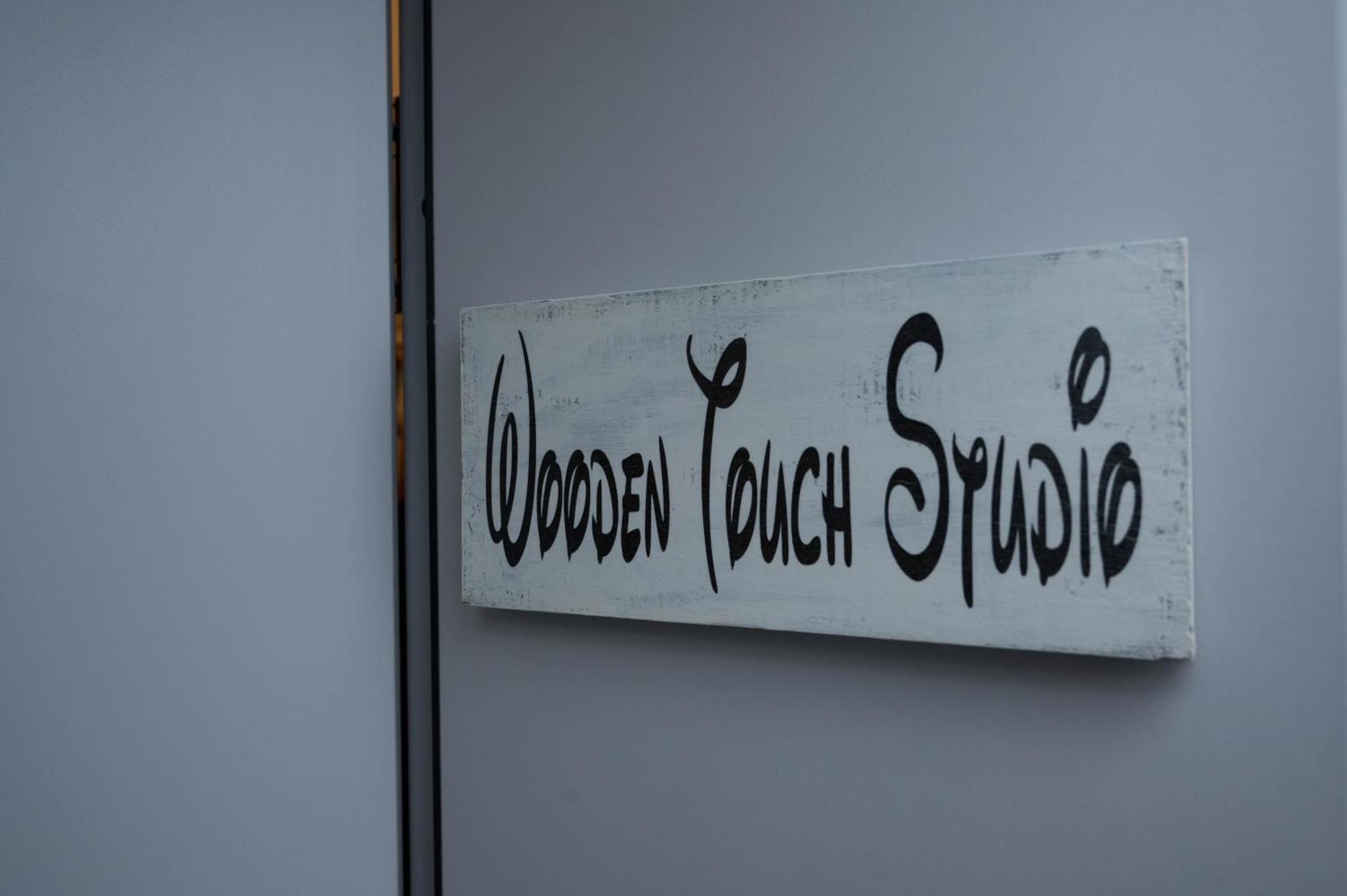 Wooden Touch Studio Брашов Экстерьер фото